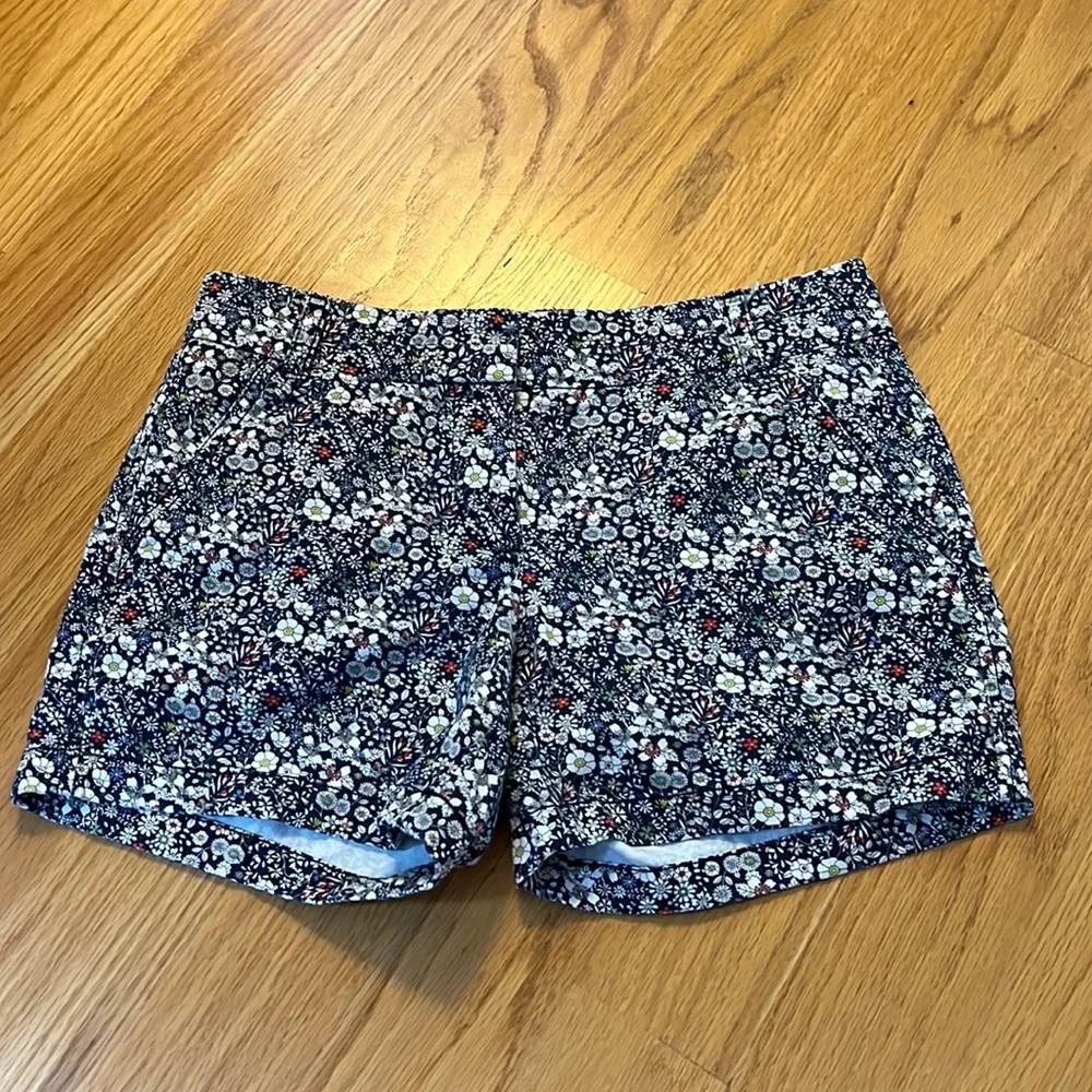 J.Crew liberty art fabric shorts size 2 blue floral Meadow print